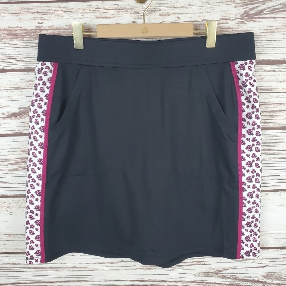 Belyn Key Womens Medium Black/White/Purple Floral Mia Golf Skort Skirt Shorts
